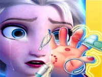 Elsa Hand Doctor - Fun Games for Girls Online image